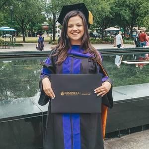 Meet your Posher, Alexandra